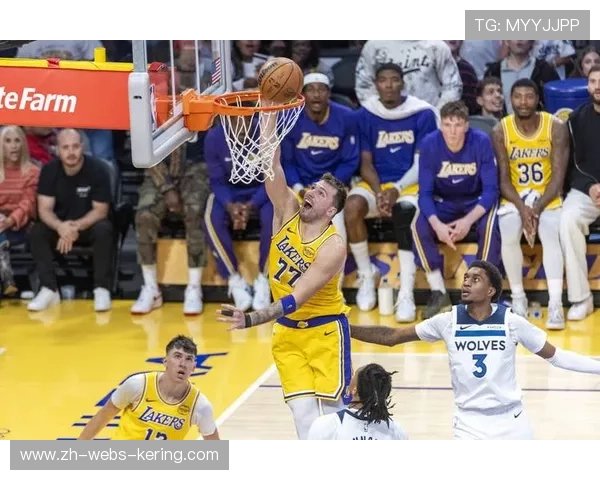 里夫斯连续两场轰下92分 成为湖人最稳定得分源