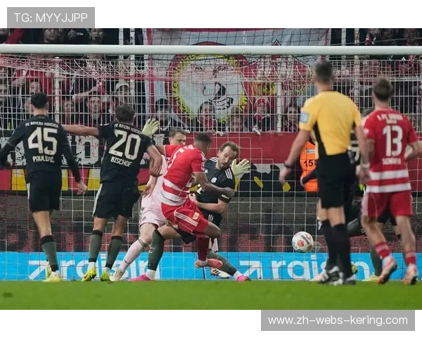 拜仁2-2柏林联合：赛后双方球员交换球衣致意